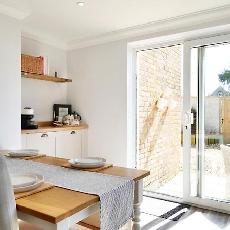 Joannes Retreat, Dog Friendly Property In Weymouth With Free Parking Екстер'єр фото